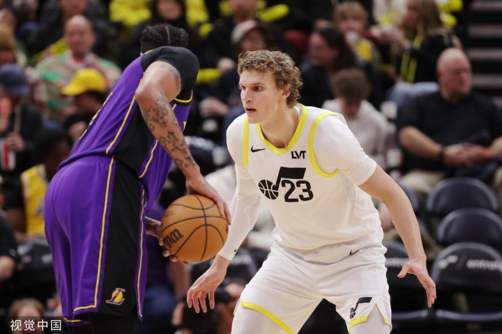 舞台的球员 舞台的球员